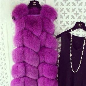 FASHION FADES, ONLY STYLE REMAINS THE SAME 🤍❣️